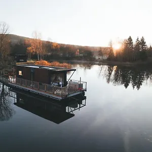 Bleu Minuit La Rive Etoilee Lodge